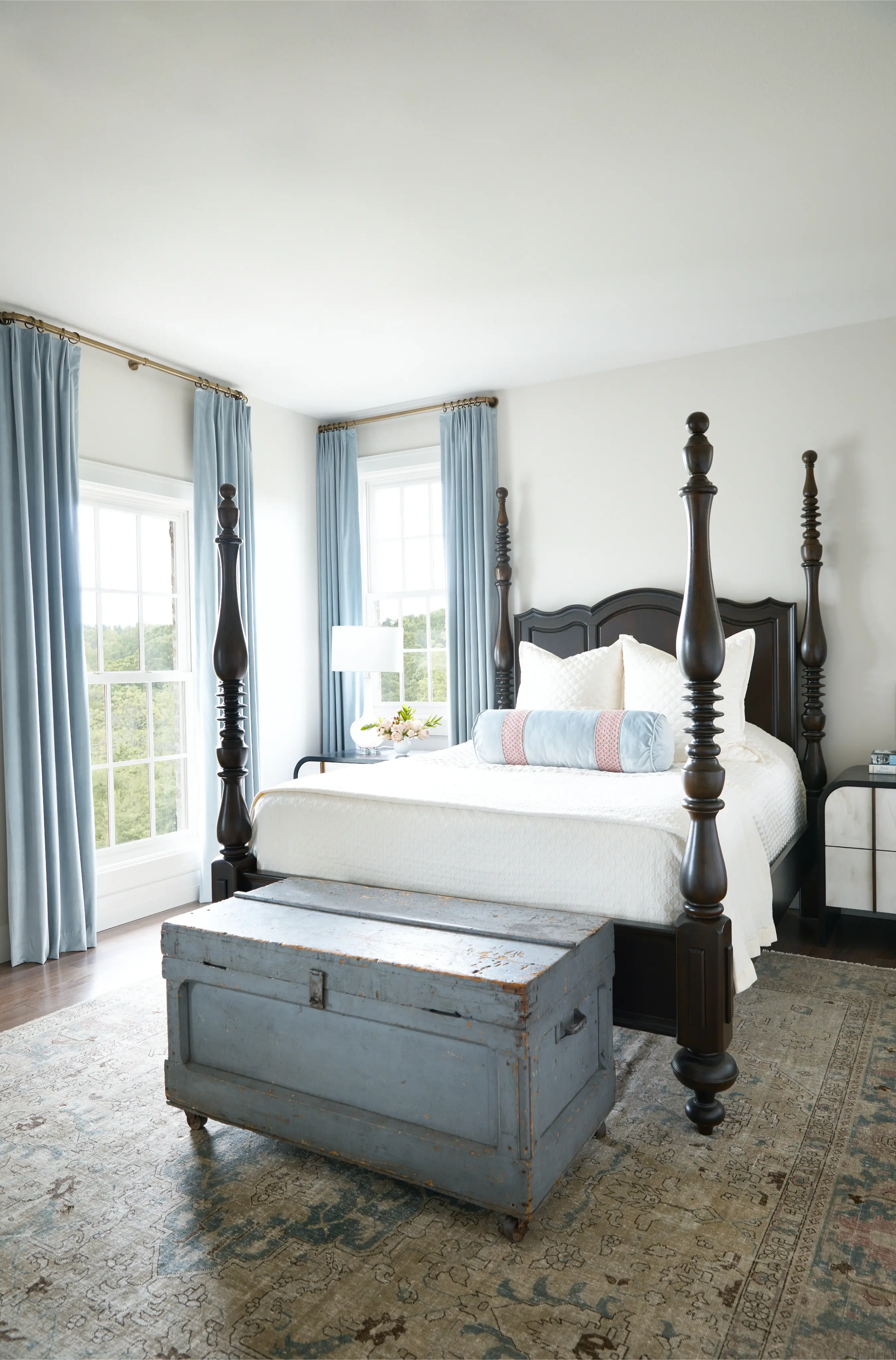 5 - Southern Living _ Bedroom 1 (1)